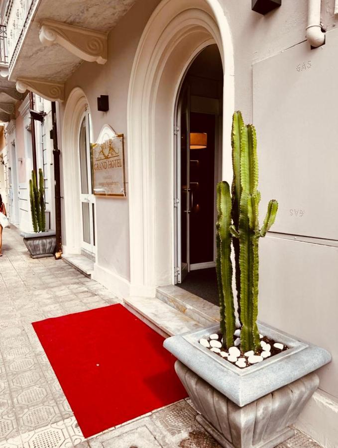 Pfa Hotel 维亚雷焦 外观 照片