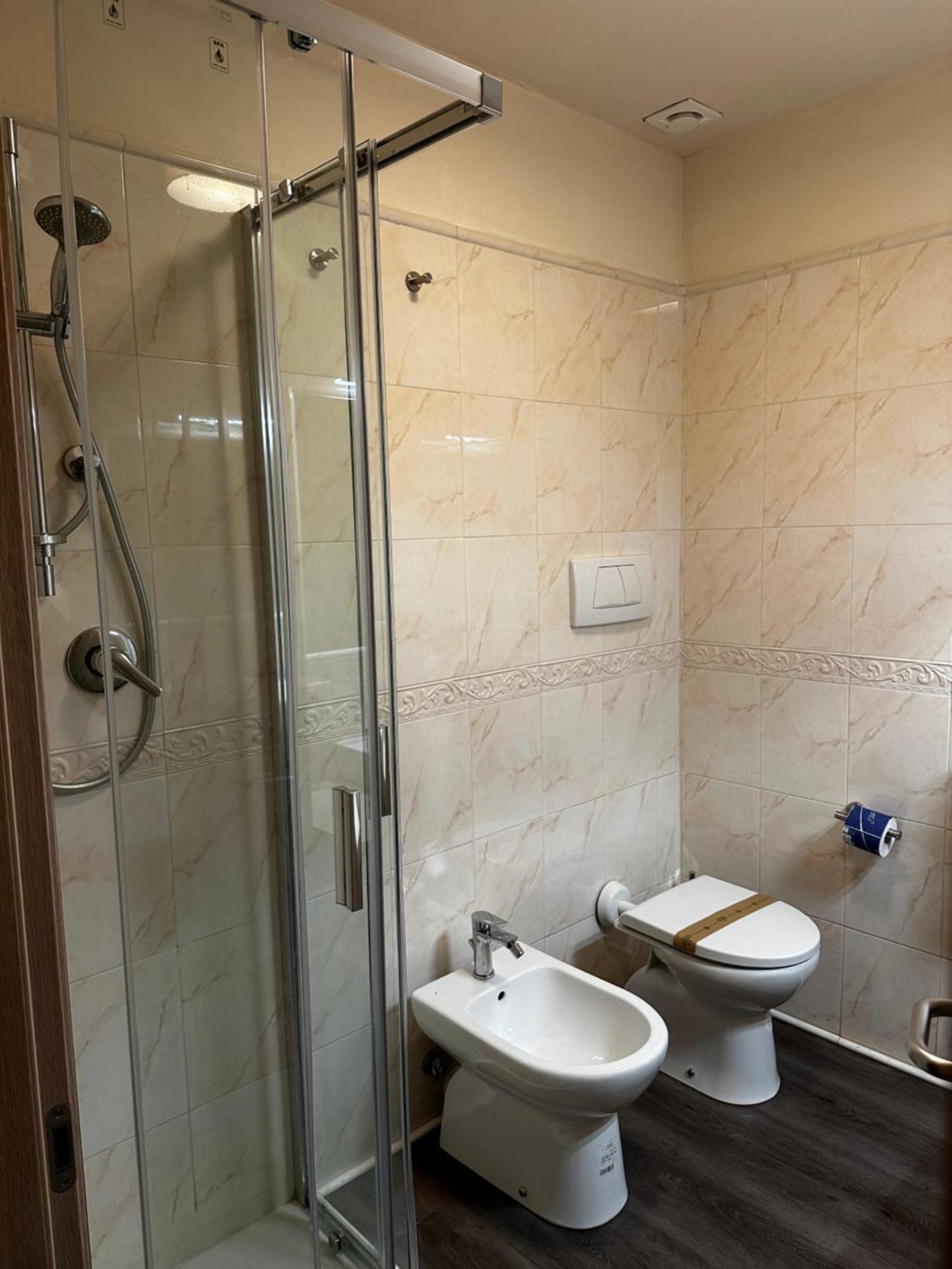 Pfa Hotel 维亚雷焦 外观 照片