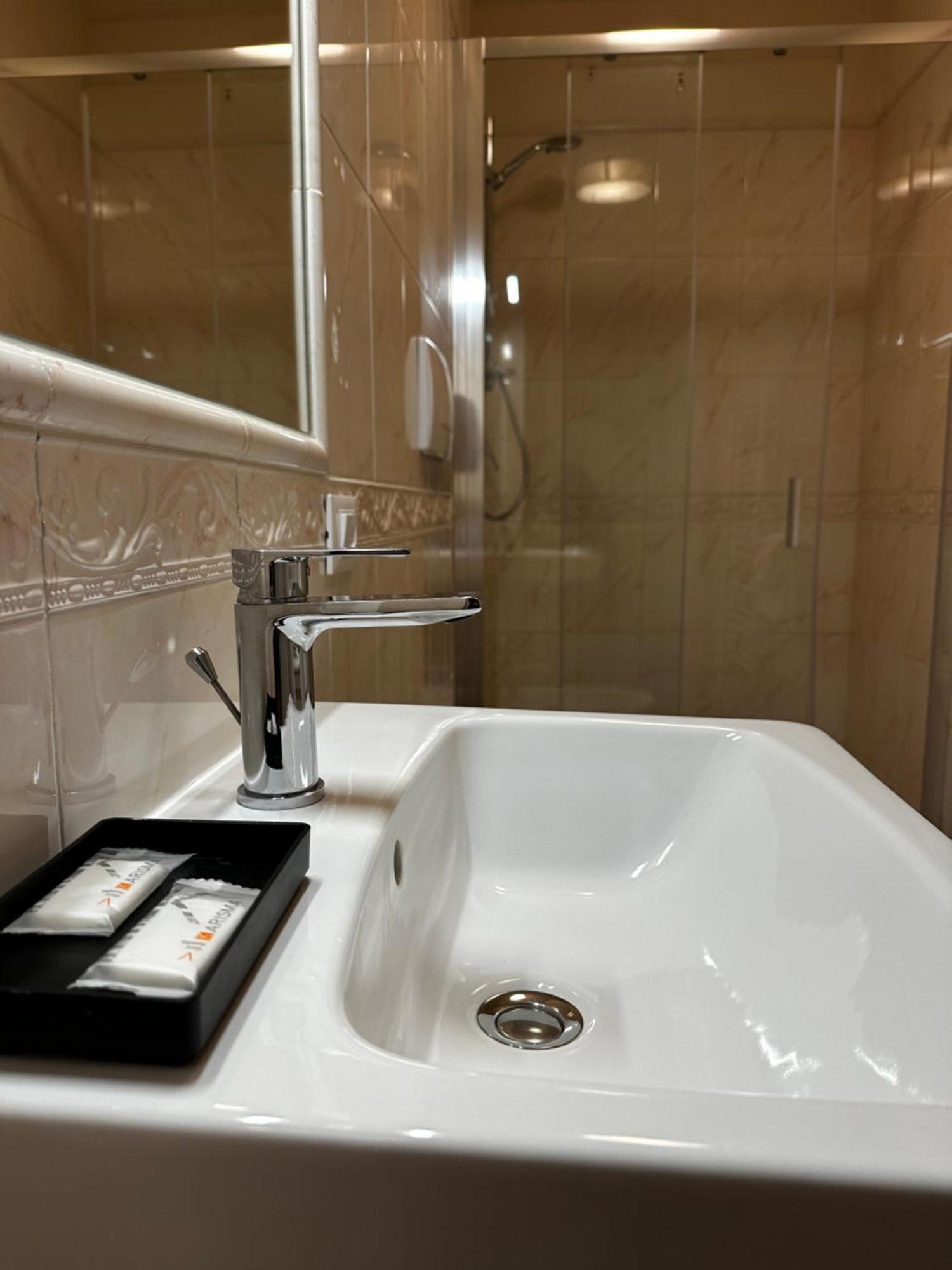 Pfa Hotel 维亚雷焦 外观 照片